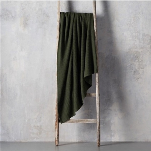 NWT Arhaus 100% Cotton Throw - Picture 2 of 3
